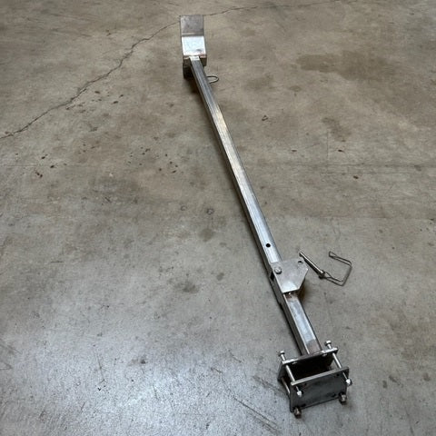 REAR MAST SUPPORT WITH "V"