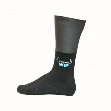 Forward Thermo Neo Socks
The Forward Thermo Neo Socks are perfect for sailing in cold conditions. Add with the Semi Dry Hybrid Suit to turn it into a completely sealed suit. The intricate multi-panel design is built for a true shape providing comfort by removing unnecessary stitching and bulk. The soles have a new non-slip screen print which provide better grip on slippery surfaces. The smooth neoprene on the upper part of the sock ensures a tight connection with the Hybrid Semi Dry suit.