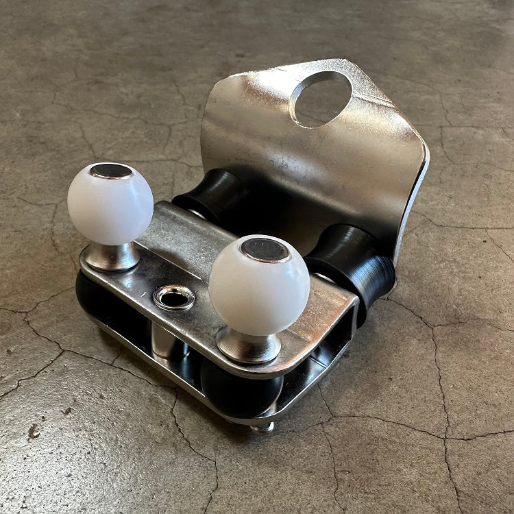 Hobie 18 main sheet traveler car assembly - Hobie part number 61800001 - Murrays.com