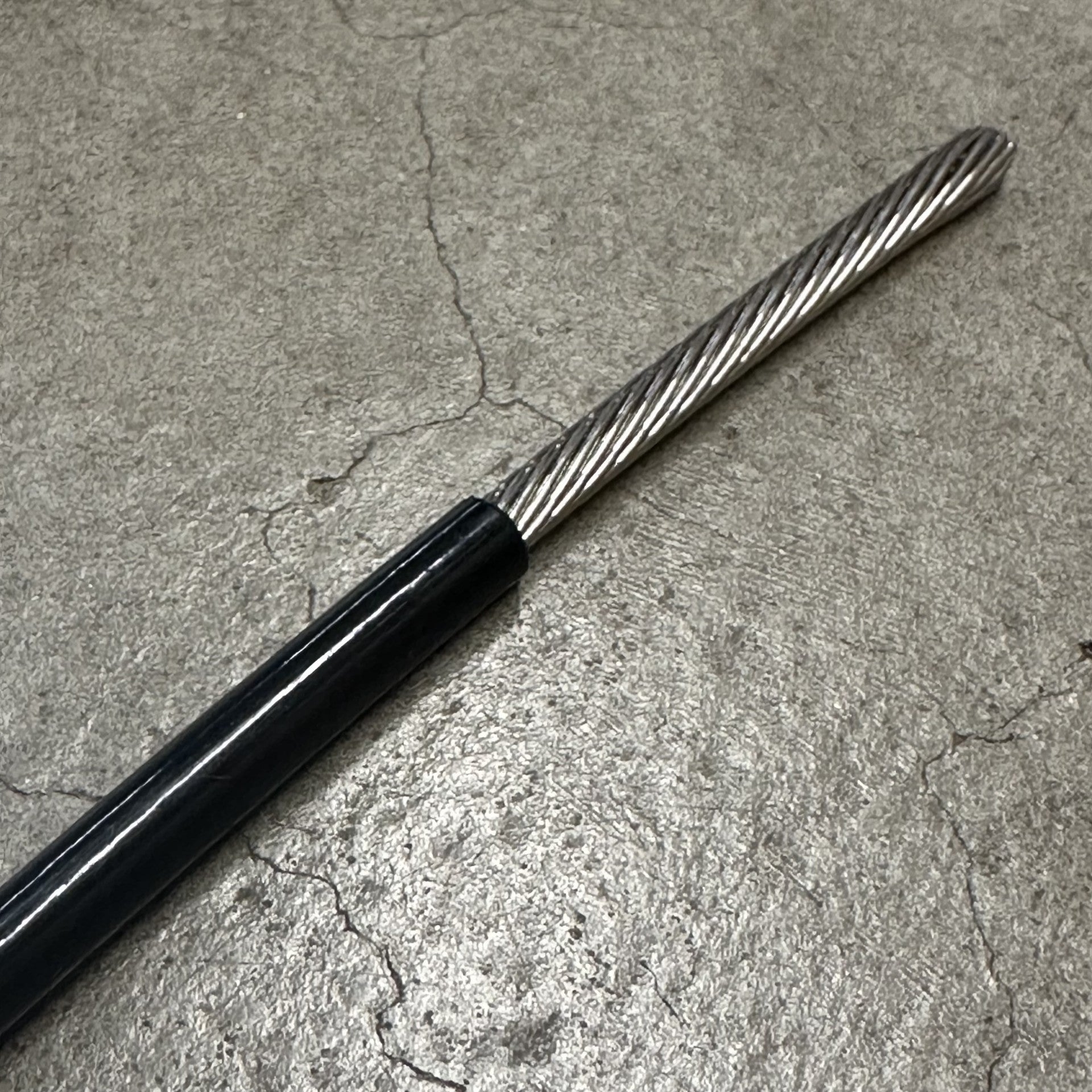 Wire 3/32" 1X19 Black Coated
316 stainless steel cable is the gold standard for marine rigging applications due to its high strength and corrosion resistance. 1x19 cable is rigid, resists kinking, and has a extremely high load bearing capacity. PVC coating increases UV and abrasion resistance.
Price sold by the foot