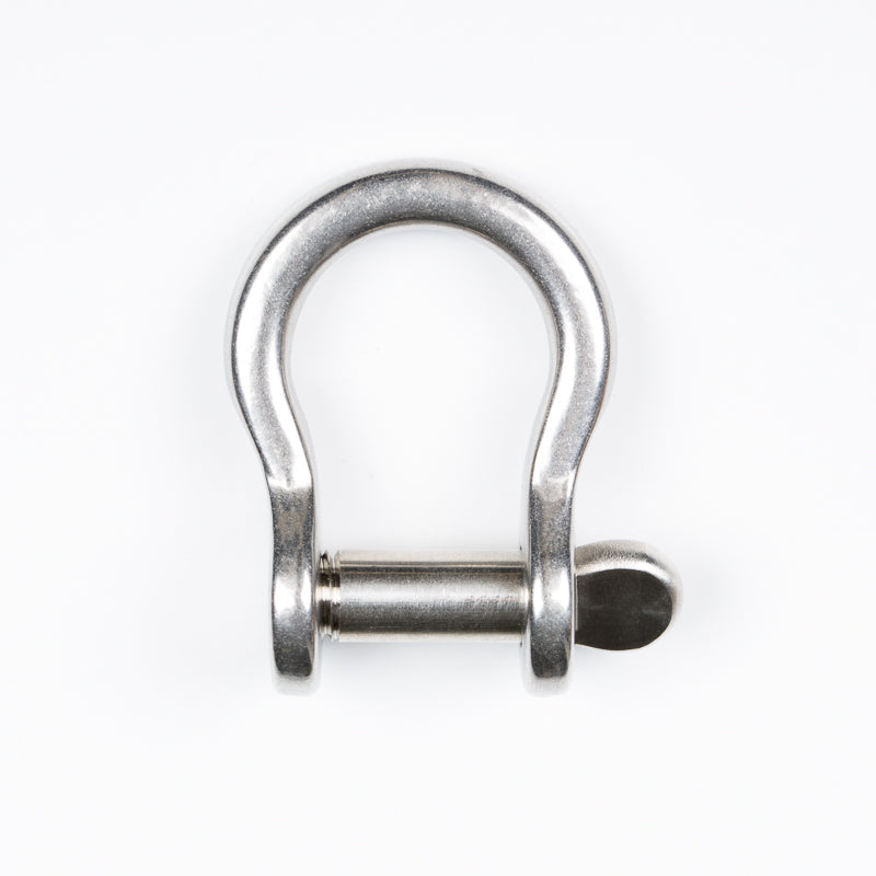 Ronstan Stainless Steel Bow Shackle, 5/16" Pin, Coined Head with Hole
Murrays Part# 21-0636
The Ronstan 5/16 Bow Shackle has 5/16" diameter pin. Compare to Hobie® #20700001 and SP150081.
Standard all Hobie, Nacra and Prindle catamarans to attach the standing rigging to the mast tang.