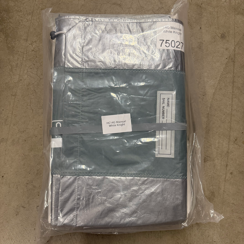 HOBIE 14 WHITE KNIGHT MAIN SAIL


Hobie PN 407917


Murrays PN 50-407917

SAIL MAIN H14 WHITE KNIGHT is one of the new 2026 sail patterns available for the Hobie 14. Limited availability.

Includes:

Hobie Flying H logo

Hobie 14 class decal

Sail numbers

Batten pocket protectors

Sail bag

Sail Windows

Airflow indicators

Does not include battens