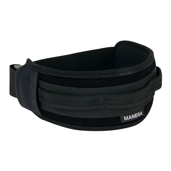 The Manera Leash Belt is a wingfoil leash belt.  It is a triple threat, you can attach your wing leash to it, your board leash and put a hook on it to use it as a minimalist wingfoiling harness.